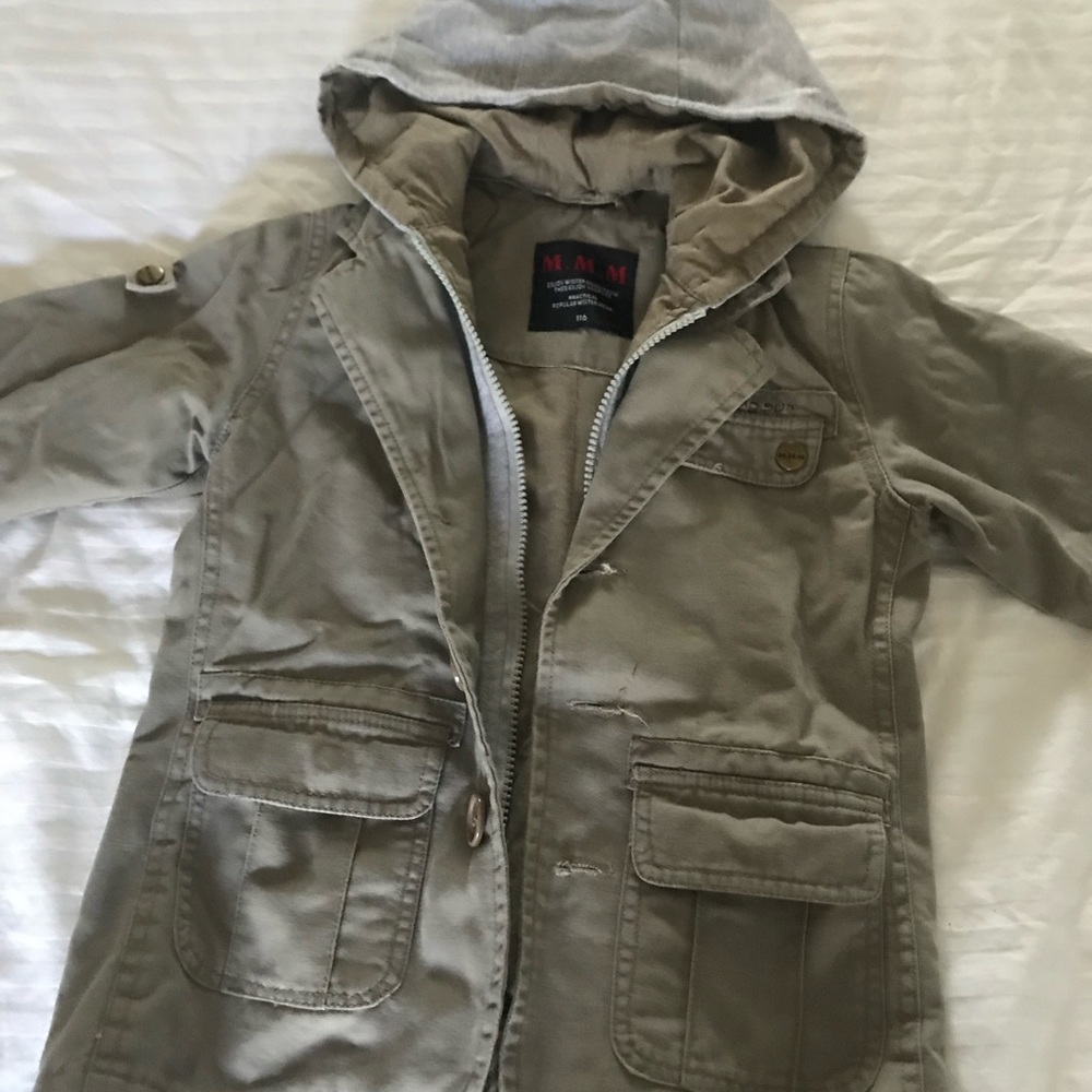 COPY - Bundle of boys clothes size 4-8 - Picture 6 of 7